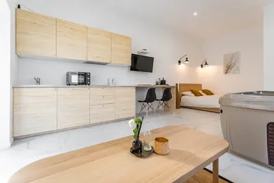 La Suite Valentine Spa Privatif - Marseille, photo 3