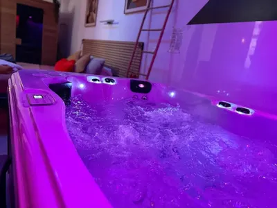 Liberty walk, love room à Montmorot