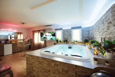 La Perla Bianca - Suite La Perla Bianca, love room à Grabels
