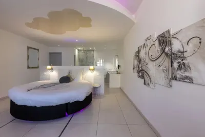 Love Loft – Le Paradis Blanc, love room à Bordeaux