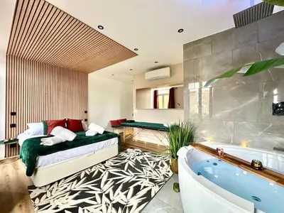 Suite Love & Relax – Séjour Détente et Bien-Être, love room à Esbly