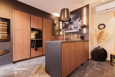 La suite du 21 - jacuzzi - sauna - centre ville, photo 2