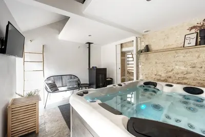 My Home Prestige, love room à Châteauroux