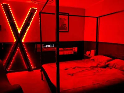 L éveil des plaisirs, love room à Malmerspach