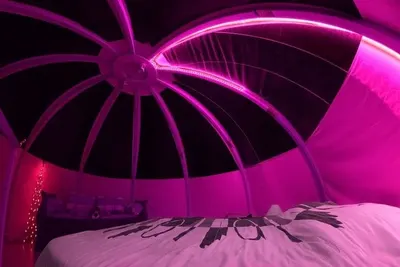 Domaine de la tuilière - Wigwam perché avec Spa privatif, love room à Carnoules