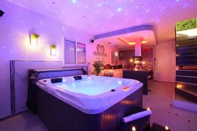 LoveNight, love room à Miremont
