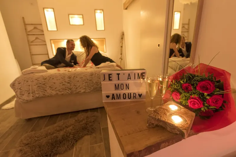 Le Nid, love room à Dreuil-lès-Amiens