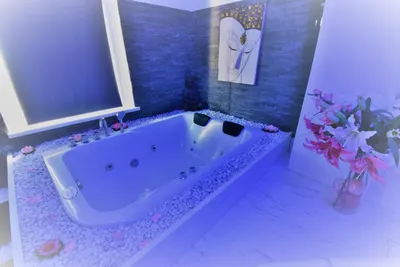 Jacuzzi romantique à Étretat, photo 3
