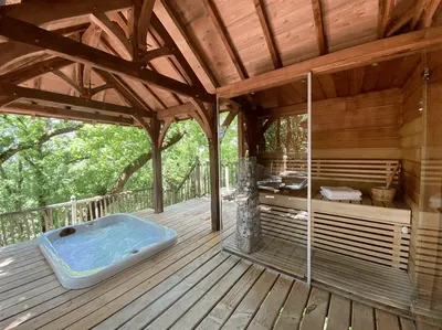 Cabane Château Spa et Sauna Puybeton, photo 3