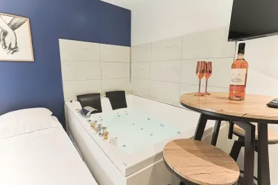 Les Bulles de Mona - Le Wilson, love room à Villeurbanne