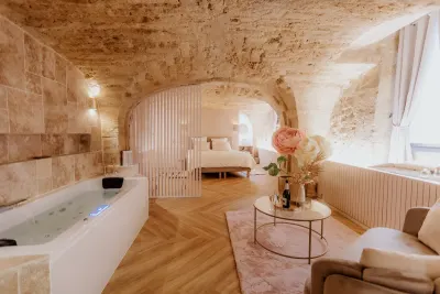 Vénusa Suite - Suite Saint-Roch, love room à Montpellier