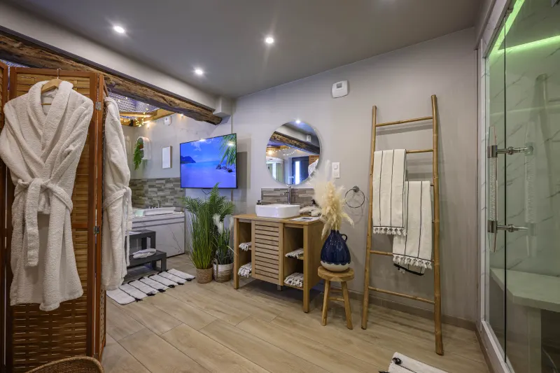 Love room - le Lagoon - L'écrin d'azurite, photo 6