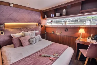 VIP Paris Yacht hôtel - Suite Romantique, love room à Paris