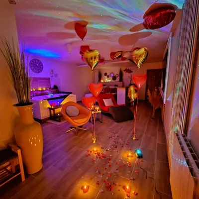 La Phine Détente - Chambre&Spa, love room à La Bassée