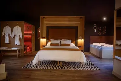 L’Eden – Maison romantique avec balnéo et sauna, photo 5