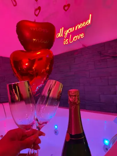 la loverommantique chez loveroom Toulon, love room à Toulon