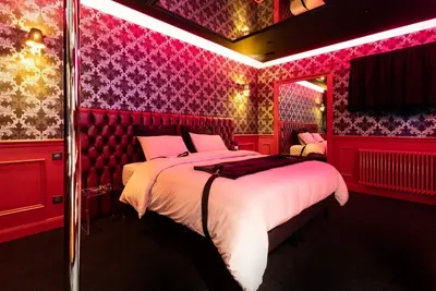 Nuances Loveroom, love room à Juaye-Mondaye