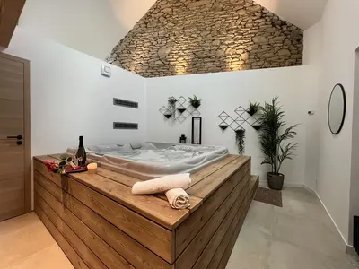 Le nid KalyÔpée, love room à Quimperlé