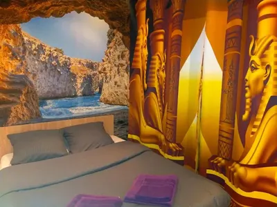 Love Paradise by Karen's Room Service, photo 2