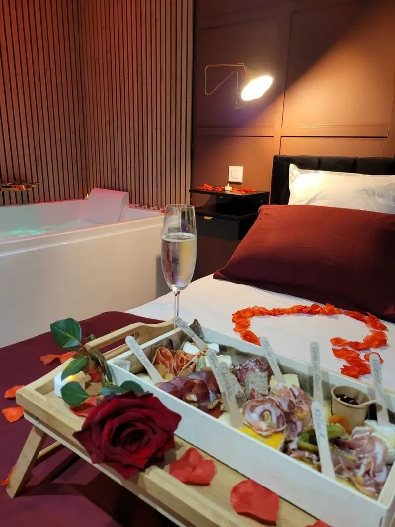 Nuit D'Evasion, love room à Toulon