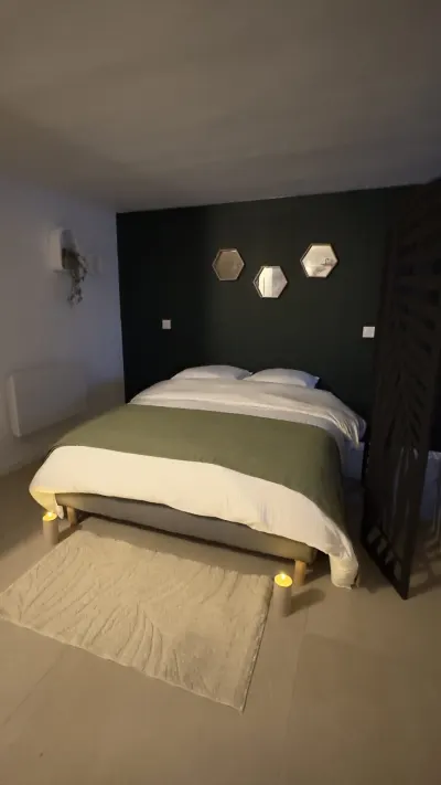 Suite 11, photo 3