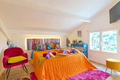 Chambre Fauve, love room à Collioure
