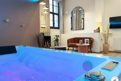 L'Orient-Express - Jacuzzi SPA - Le Havre, photo 5