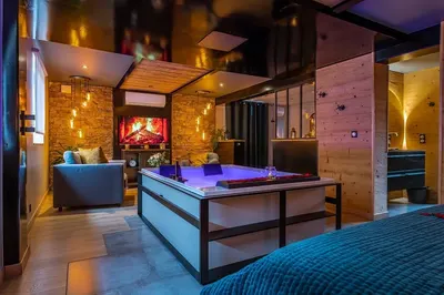 Love Industrie & Spa, love room à Bischoffsheim