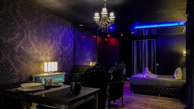Luxure - Secret Suite avec Jacuzzi, photo 2