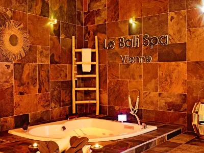 Nuit & Spa - Bali Spa, love room à Vienne