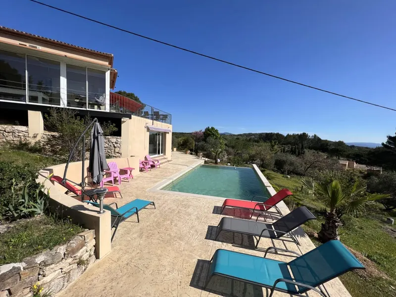 DOMAINE MAXXIM, love room à Clermont-l'Hérault