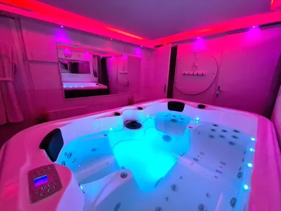 Rêves de spa - Suite DIAMANT, love room à Bouches-du-Rhône