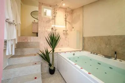 Casa Amor Balnéo - Sauna, love room à Lézignan-Corbières