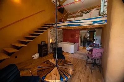 Coeur de Bull' - La Cybèle, love room à Cahuzac-sur-Vère