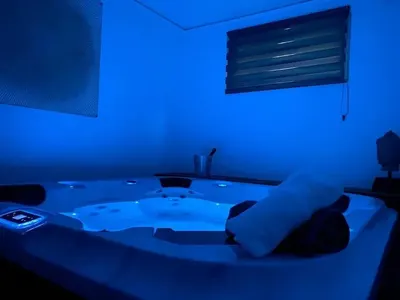 Détente & Spa, love room à Villers-Allerand