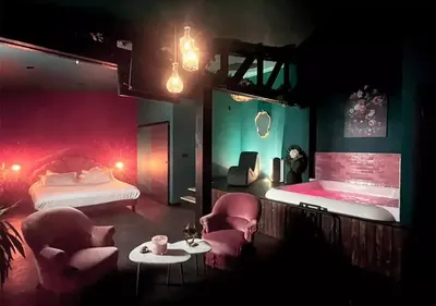 NUITS D'EXIL, love room à Gérardmer