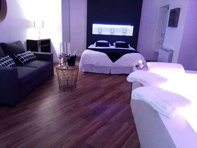La Pause Romantique, love room à Dole