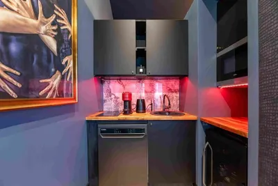 Ze Chambers, photo 2