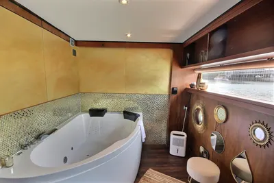 VIP Paris Yacht hôtel - Suite Solaire, photo 2