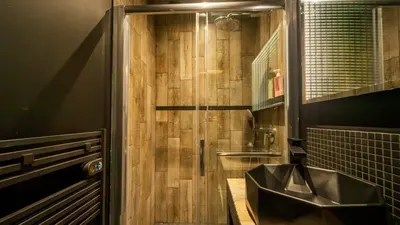 Suite 47 SPA - Ciné, photo 4