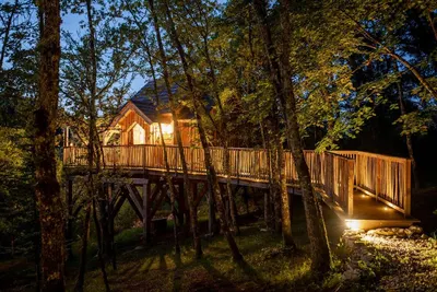 Les Lodges du Quercy, love room à Saint-Cernin