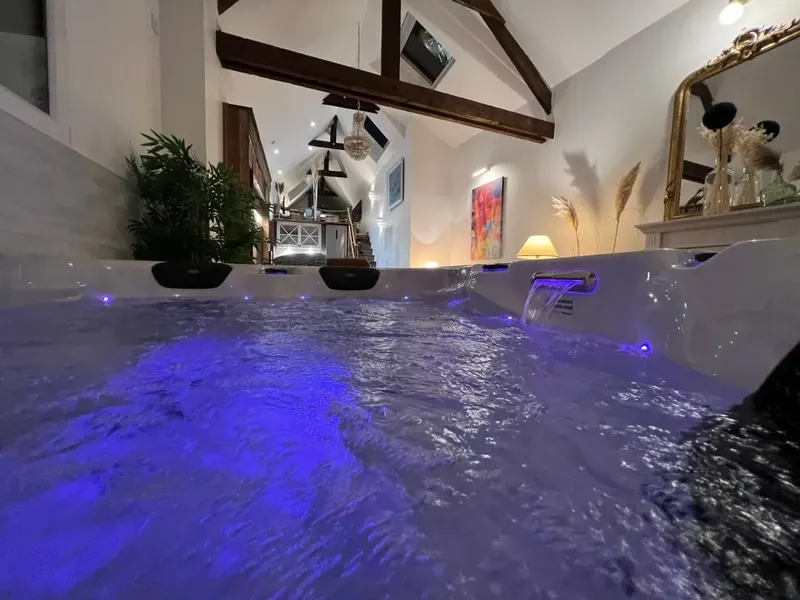 Liberty Suites, love room à Saint-Jean-sur-Mayenne