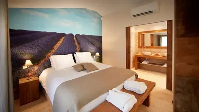 Suites & Spa du Luberon - Suite l’Amoureuse, love room à Puget