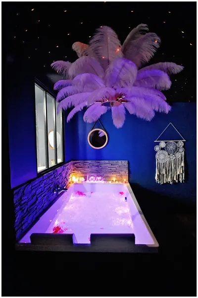 La Suite 7ième ciel étoilé, SPA XXL, Lit sous les étoiles, 5 min centre ville, photo 3