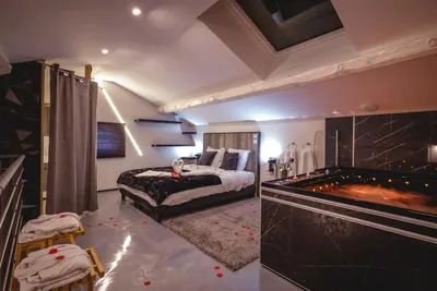 My Love Nest, love room à Caen
