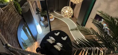 OMIRA – Suite La Jungle, love room à Bordeaux