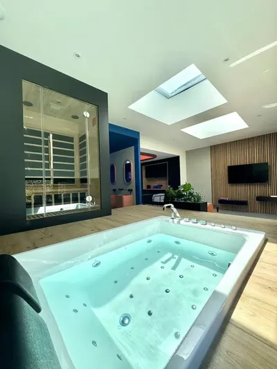Villa Piedra Majorelle, love room à Bruz