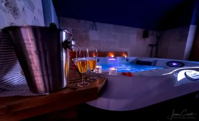 Logis de Cupidon, love room à Châteauneuf-du-Rhône