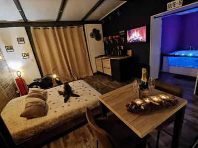 LovingSpa - La Suite Vintage, love room à Lignières-de-Touraine