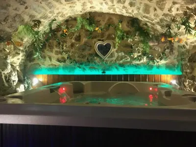 Chez Marinou - Suite de charme, aux caractères authentique ardéchois, photo 2